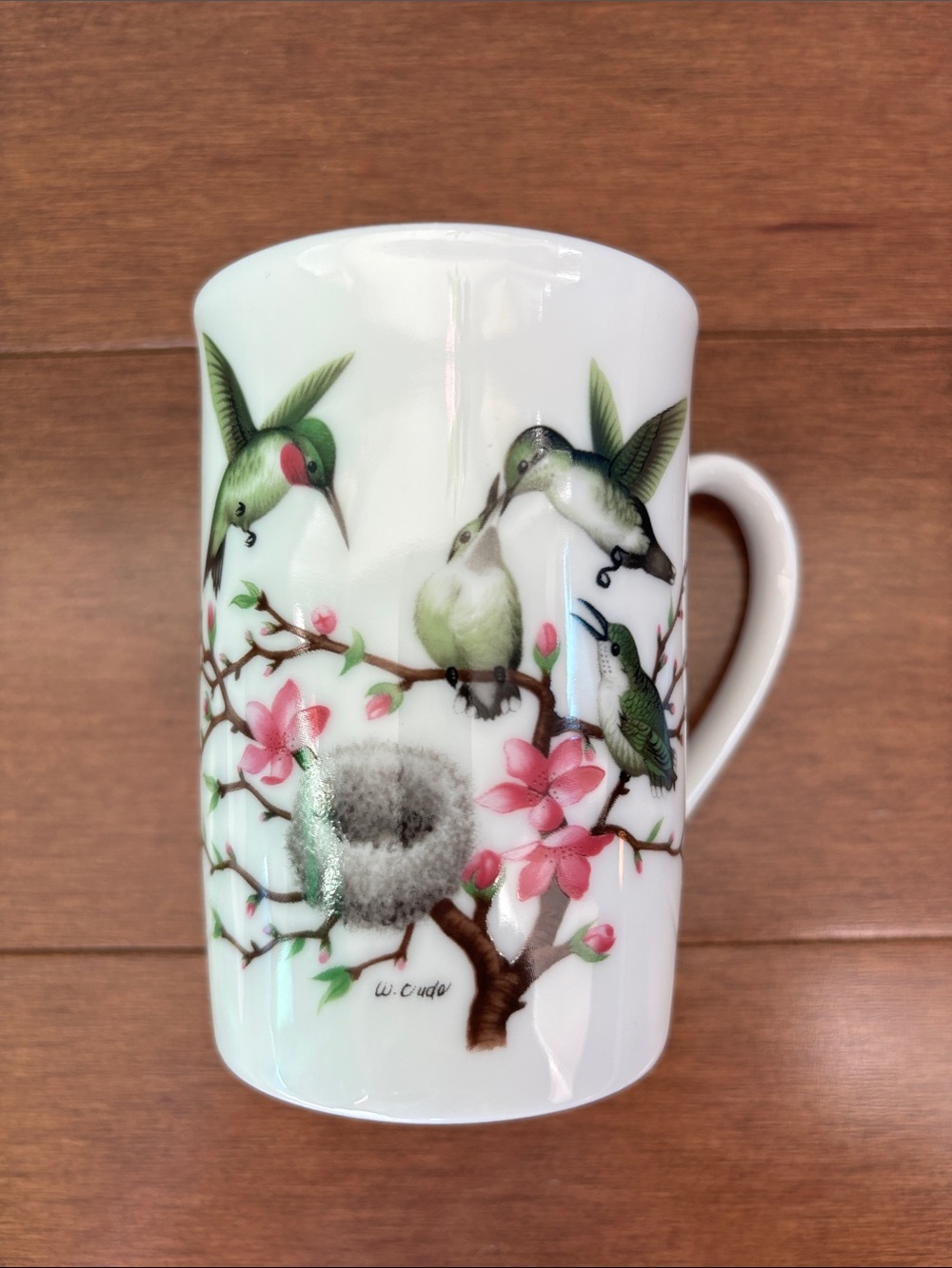 🍀3 for $25🍀 Otagiri Japan ceramic mug featuring a hummingbird family.